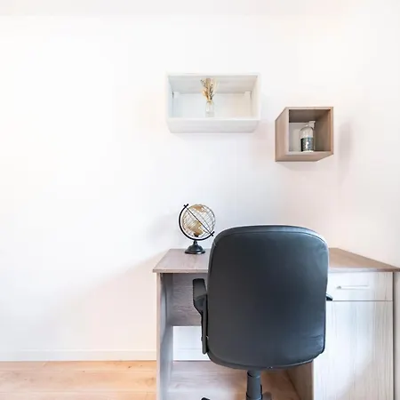 Neuf - Proche Et Centre-ville - Ac Apartment *