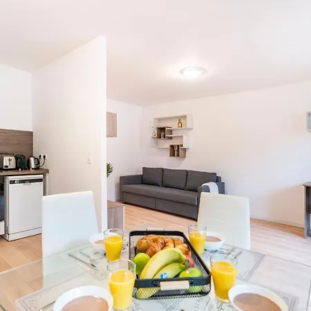 Apartment Neuf - Proche Et Centre-ville - Ac *